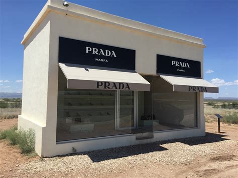 case con quadro prada marfa|prada marfa texas.